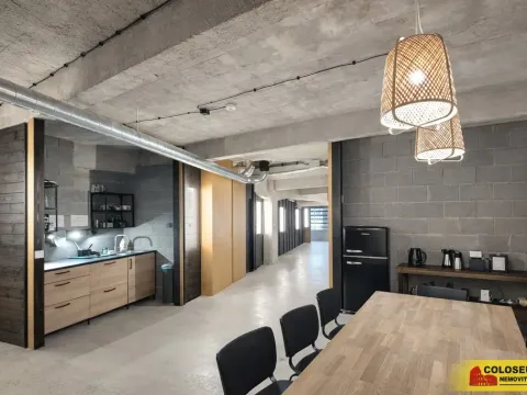 Pronájem kanceláře, Brno - Husovice, 236 m2