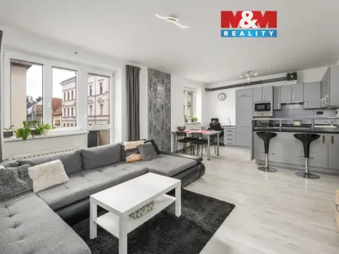 Prodej bytu 2+kk, Chrudim - Chrudim IV, Palackého třída, 72 m2