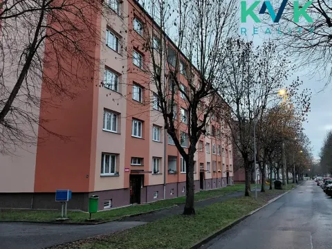 Pronájem bytu 3+1, Ostrov, Kollárova, 70 m2