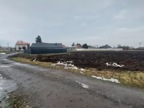 Prodej pozemku pro bydlení, Kožušany-Tážaly - Tážaly, 571 m2