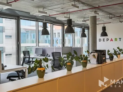 Pronájem kanceláře, Praha - Holešovice, Ortenovo náměstí, 237 m2