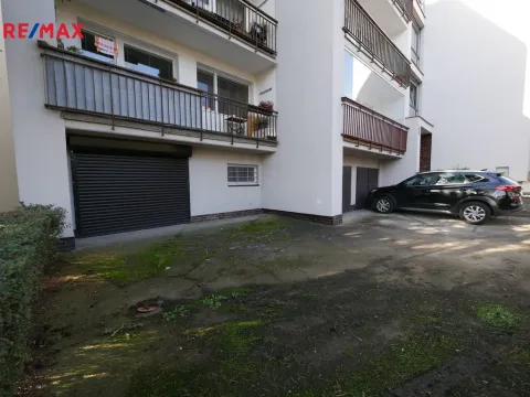 Pronájem garáže, Praha - Strašnice, Pod Třebešínem, 27 m2