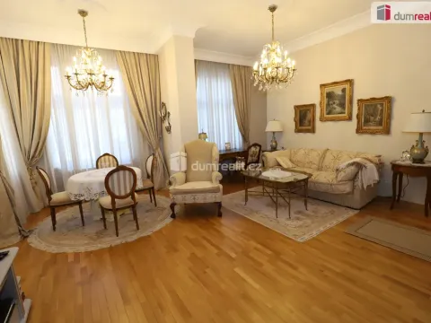 Prodej bytu 2+kk, Mariánské Lázně, Masarykova, 68 m2