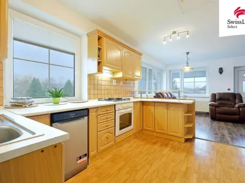 Prodej rodinného domu, Žákava, 200 m2