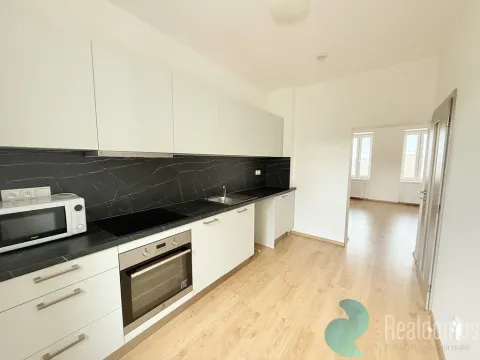 Pronájem bytu 1+1, České Budějovice - České Budějovice 5, Prašná, 28 m2