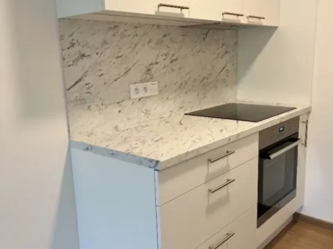 Pronájem bytu 2+kk, Praha - Kobylisy, Mirovická, 44 m2