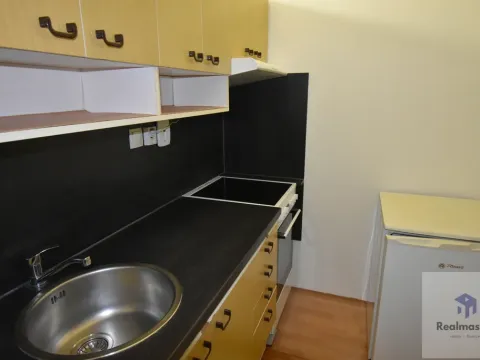 Pronájem bytu 1+1, Ústí nad Labem - Severní Terasa, Šrámkova, 34 m2