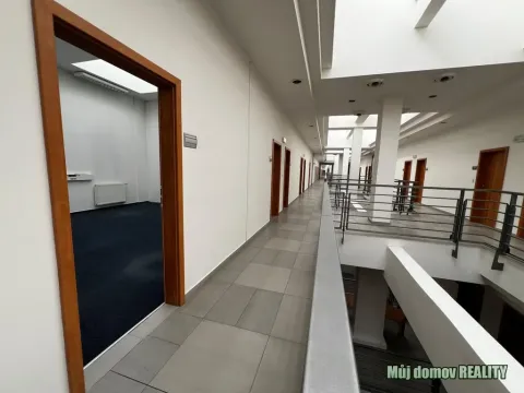 Pronájem kanceláře, Praha - Libeň, Lisabonská, 30 m2