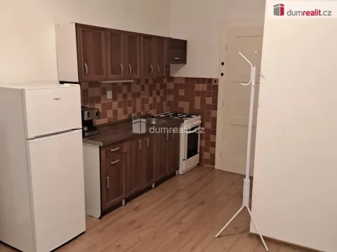 Pronájem bytu 1+kk, Praha - Velká Chuchle, Starochuchelská, 20 m2