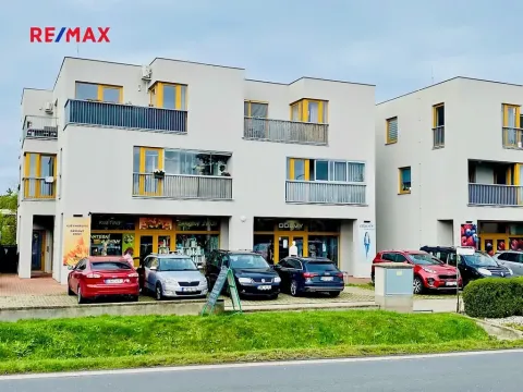 Prodej obchodního prostoru, Mukařov, Choceradská, 48 m2