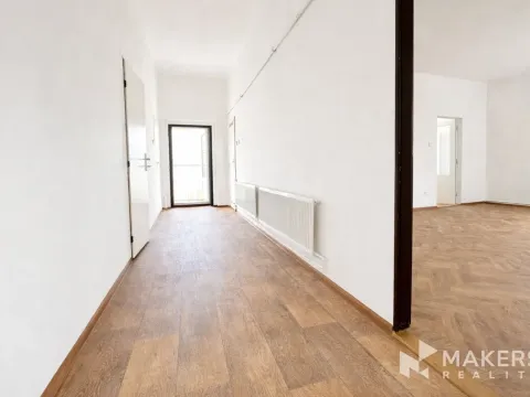 Pronájem bytu 1+1, Praha - Žižkov, U kněžské louky, 70 m2