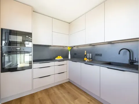 Prodej bytu 3+kk, Praha - Strašnice, Rembrandtova, 79 m2