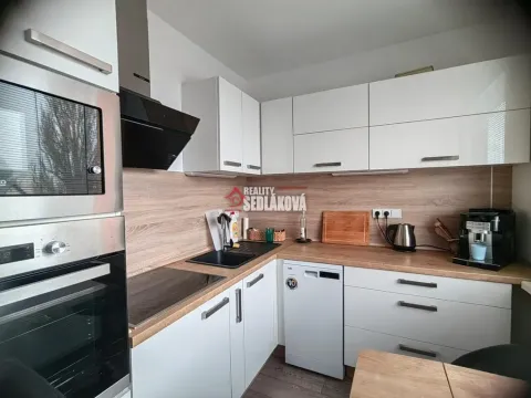 Prodej pokoje, Děčín - Děčín VI-Letná, Weberova, 67 m2