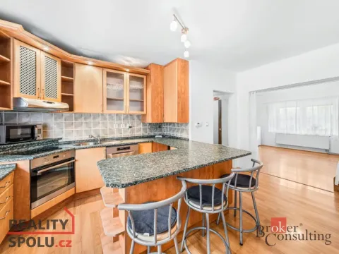 Prodej bytu 4+1, Holýšov, 86 m2