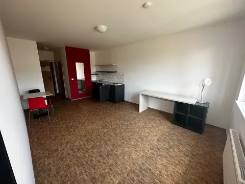 Pronájem bytu 2+kk, Praha - Smíchov, Křížová, 35 m2