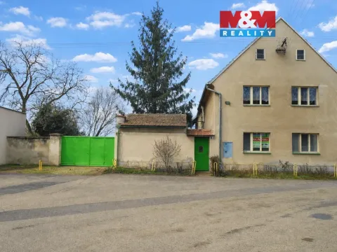 Prodej rodinného domu, Spomyšl, 350 m2
