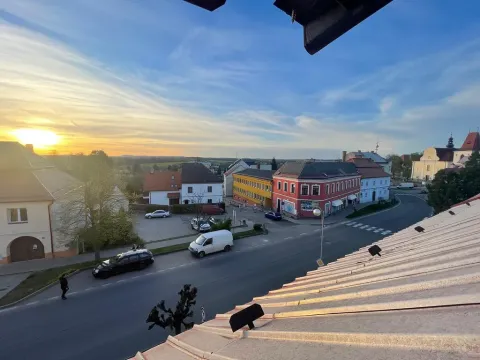 Prodej obchodního prostoru, Mladá Vožice, Husovo náměstí, 264 m2