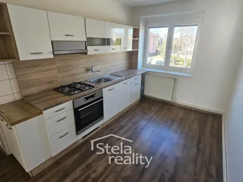 Prodej bytu 2+1, Bruntál, Čs. armády, 55 m2