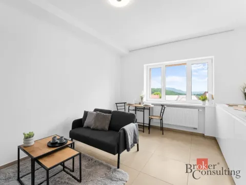 Prodej bytu 1+kk, Žacléř, Rýchorské náměstí, 23 m2