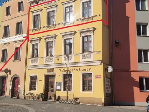 Pronájem bytu 2+kk, Opava, Dolní náměstí, 84 m2