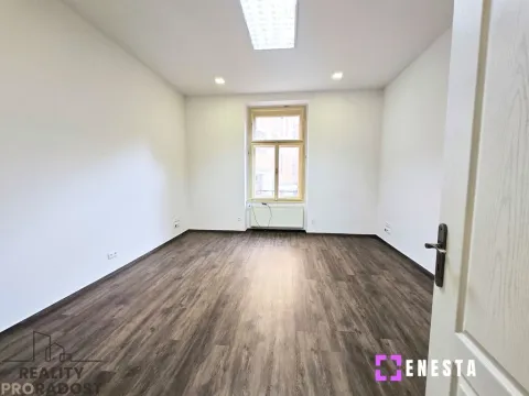Pronájem bytu 3+1, Praha - Nusle, náměstí Generála Kutlvašra, 100 m2