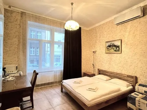 Prodej bytu 1+1, Karlovy Vary, Bulharská, 43 m2