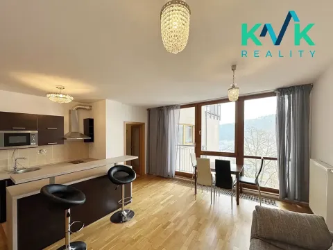 Pronájem bytu 2+kk, Karlovy Vary, Na Vyhlídce, 52 m2
