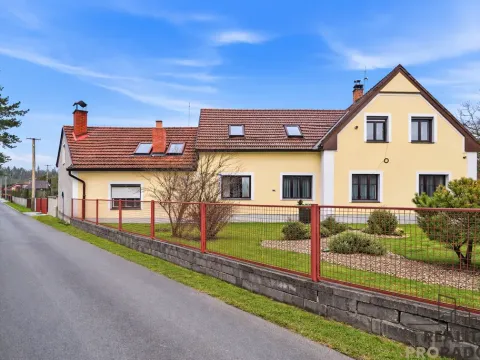 Prodej vícegeneračního domu, Konárovice, 300 m2