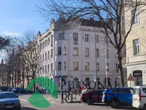 Pronájem bytu 3+kk, Praha - Karlín, Urxova, 67 m2