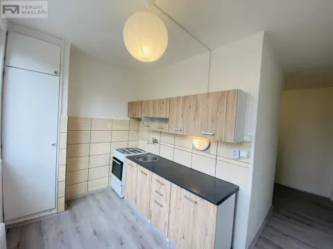 Pronájem bytu 2+1, Ostrava, Výškovická, 56 m2