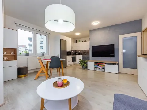 Prodej bytu 3+kk, Praha - Letňany, Miroslava Hajna, 92 m2