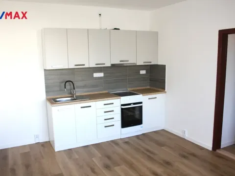 Pronájem bytu 2+kk, Písek, Vinařického, 43 m2