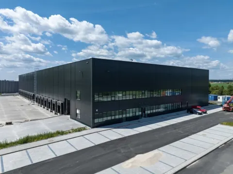 Pronájem skladu, Hradec Králové - Slezské Předměstí, Bratří Štefanů, 864 m2