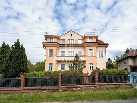 Prodej vily, Říčany, Legií, 500 m2