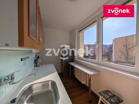Pronájem bytu 1+1, Zlín - Příluky, Dřevnická, 35 m2