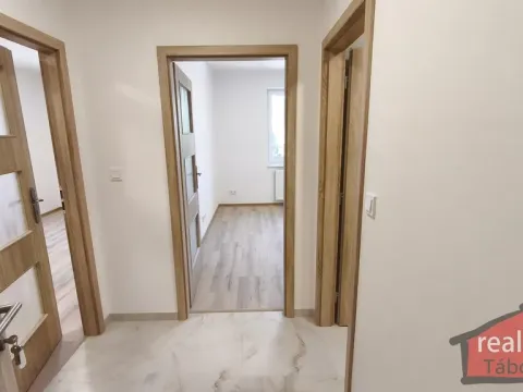 Prodej bytu 2+kk, Nupaky, Nupacká, 38 m2