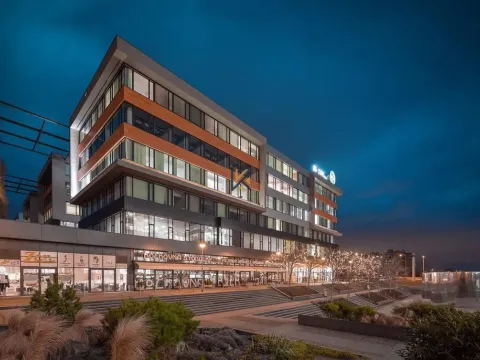 Pronájem kanceláře, Praha, Siemensova, 734 m2