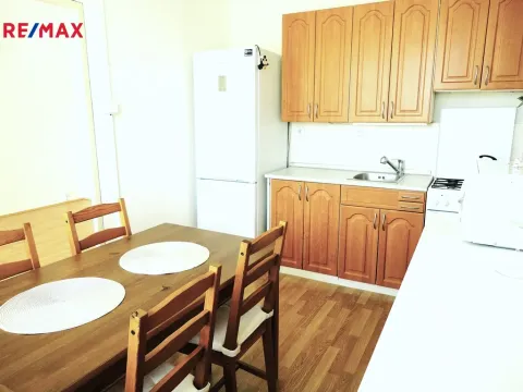 Pronájem bytu 3+1, Praha - Podolí, Kaplická, 56 m2