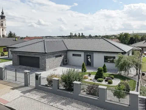 Pronájem rodinného domu, Březno, Pod Lesem, 120 m2