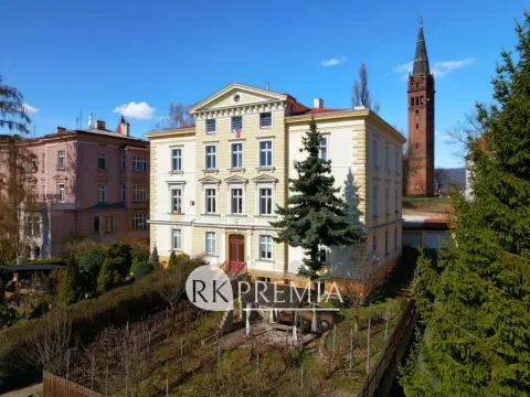Prodej bytu 3+1, Teplice, Čelakovského, 91 m2