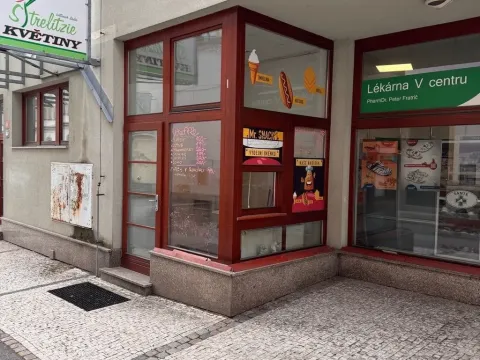 Pronájem obchodního prostoru, Jablonec nad Nisou, Komenského, 6 m2