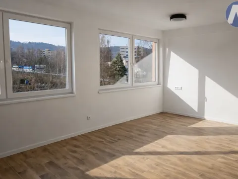 Pronájem bytu 1+kk, Vimperk - Vimperk II, 1. máje, 33 m2