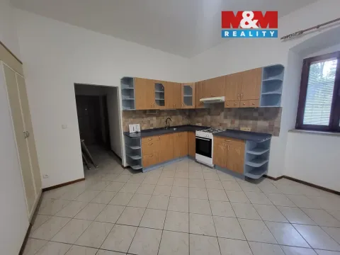 Pronájem bytu 2+1, Nový Bor, Husova, 75 m2