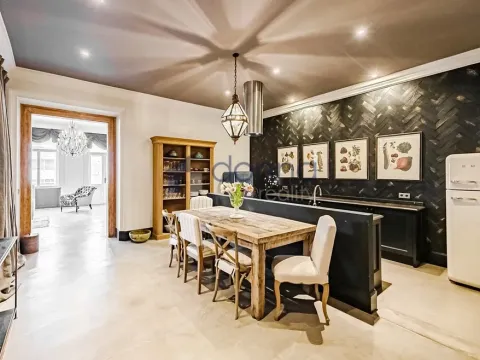 Pronájem bytu 2+1, Praha, Plaská, 121 m2