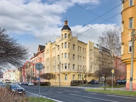 Pronájem bytu 2+kk, Teplice, Vrázova, 67 m2