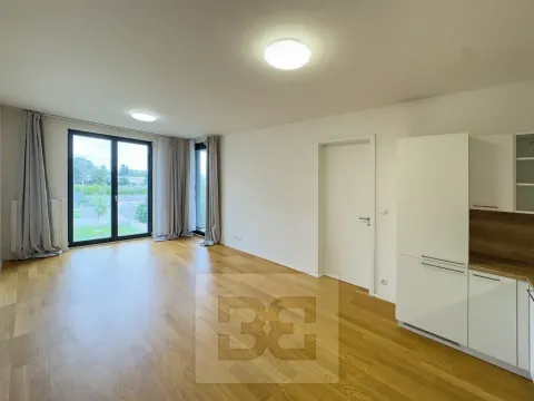 Pronájem bytu 2+kk, Praha - Kbely, Plzákova, 52 m2