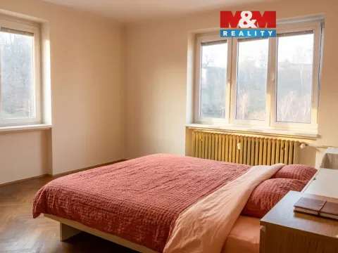 Prodej bytu 2+1, Karlovy Vary, nábřeží Jana Palacha, 63 m2