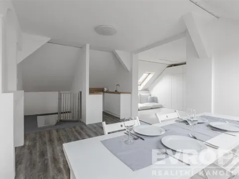 Prodej rodinného domu, Stará Huť, Družstevní, 142 m2