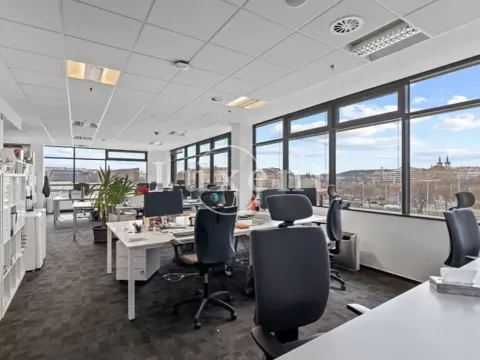 Pronájem kanceláře, Praha - Holešovice, Argentinská, 187 m2