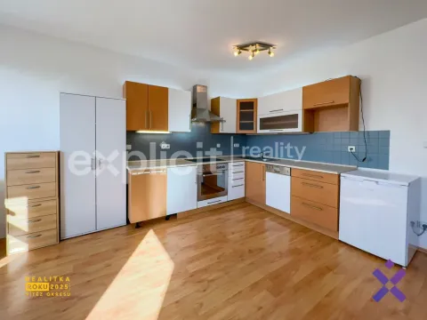 Pronájem bytu 1+kk, Zlín, Plesníkova, 30 m2